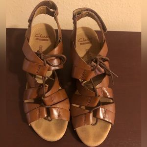 Clarks Wedge Sandals Women's 8 M Brown Leather Comfort Cork Lace Up Gladiator